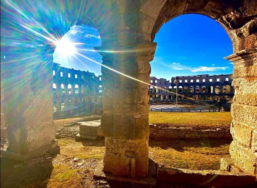 Apartmani Delas بيشكانا أوفالا المظهر الخارجي الصورة